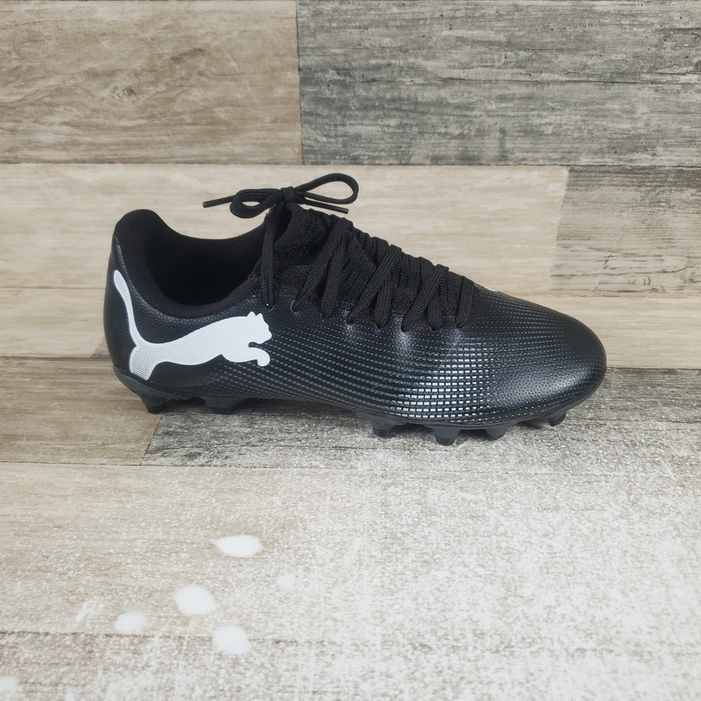PUMA Future 7 Play‎ FG Kids Cleats Sz 3.5 Black Puma White Leather Soccer